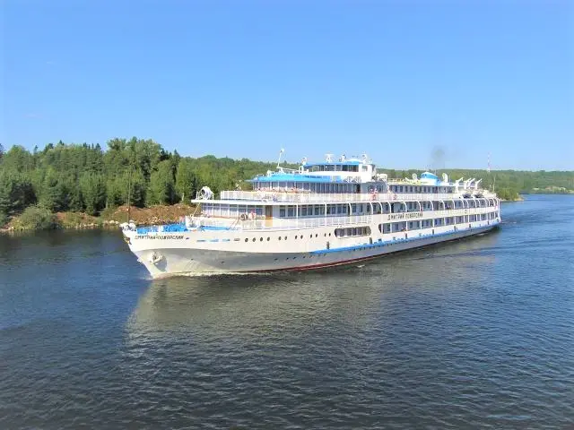 Теплоход «Дмитрий Пожарский»